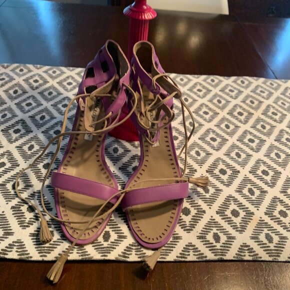 MANOLO BLAHNIK ANKLE TIE HEELS - Picture 2 of 3